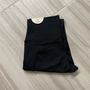 NWT Aerie high rise hugger leggings size large